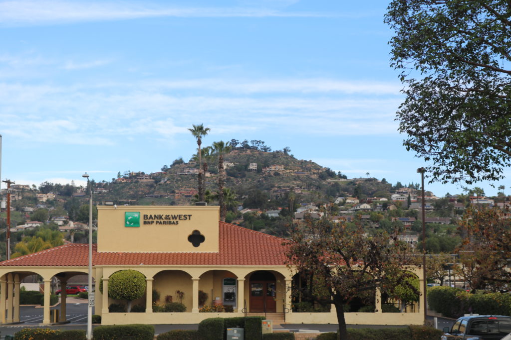 Casa de OroMount Helix, Spring Valley, California History, Business, and Real Estate